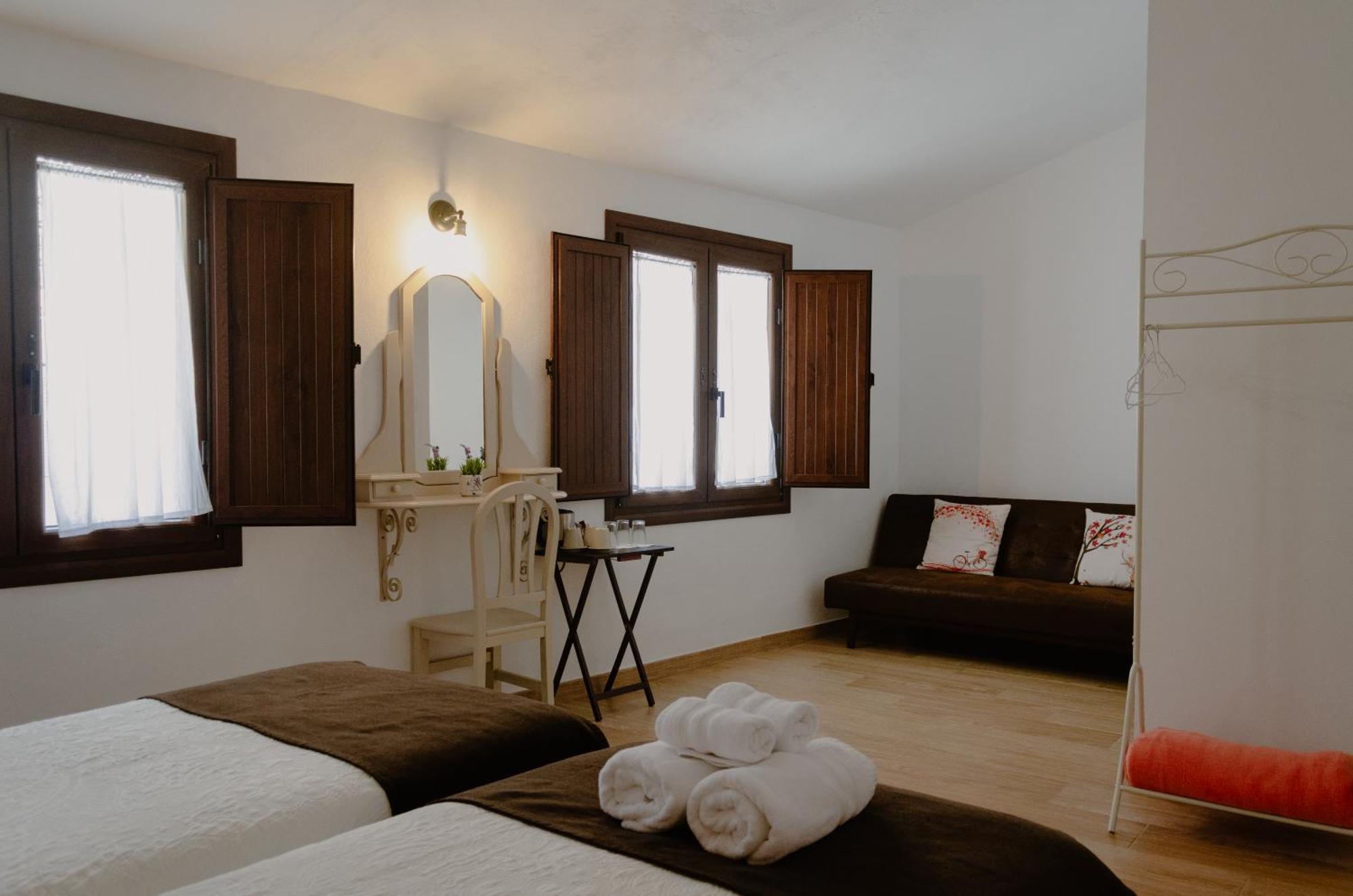La Posada De Alajar Luaran gambar